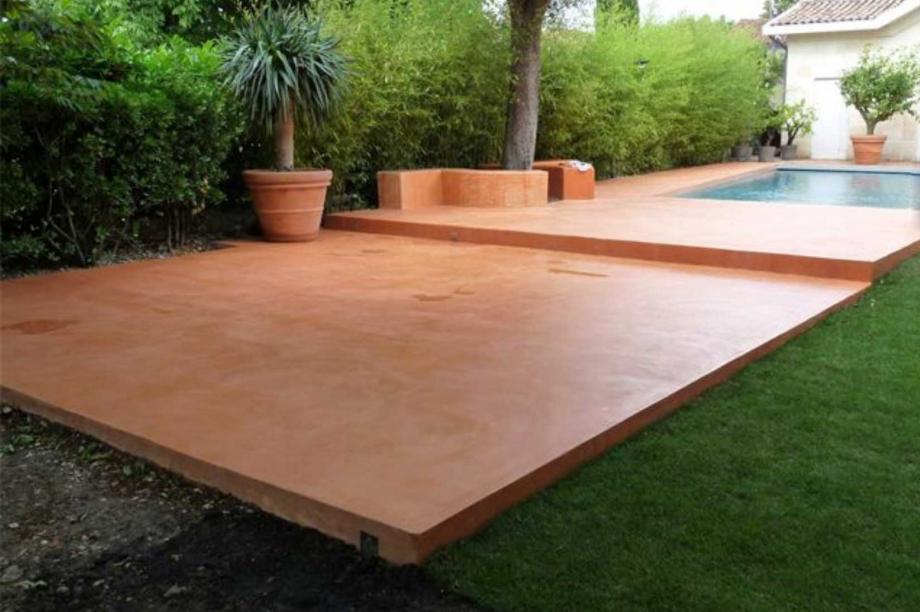 Plage de piscine en béton projet de terrasse piscine — free download